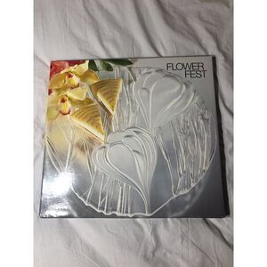 NWB Vtg Savoir Vivre Flower Fest Crocus Flower 14" Crystal Cake Plate W Germany